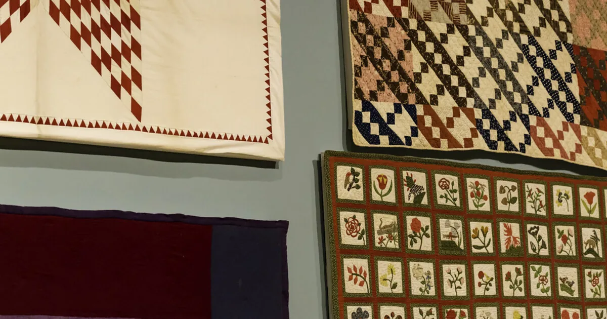 Foltvarrás kezdőknek: patchwork alapok, eszközök és az első takaró